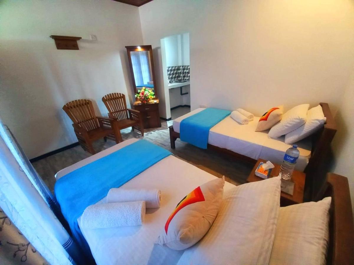 Dinu Lanka Resort Катунаяка Экстерьер фото