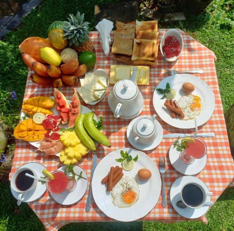 Dinu Lanka Resort Катунаяка Экстерьер фото