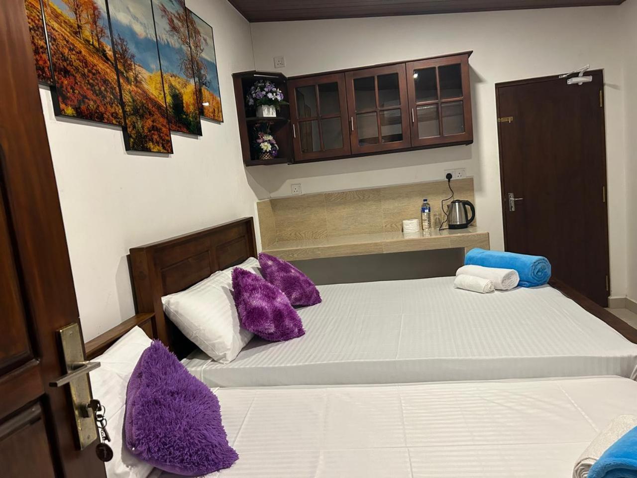 Dinu Lanka Resort Катунаяка Экстерьер фото